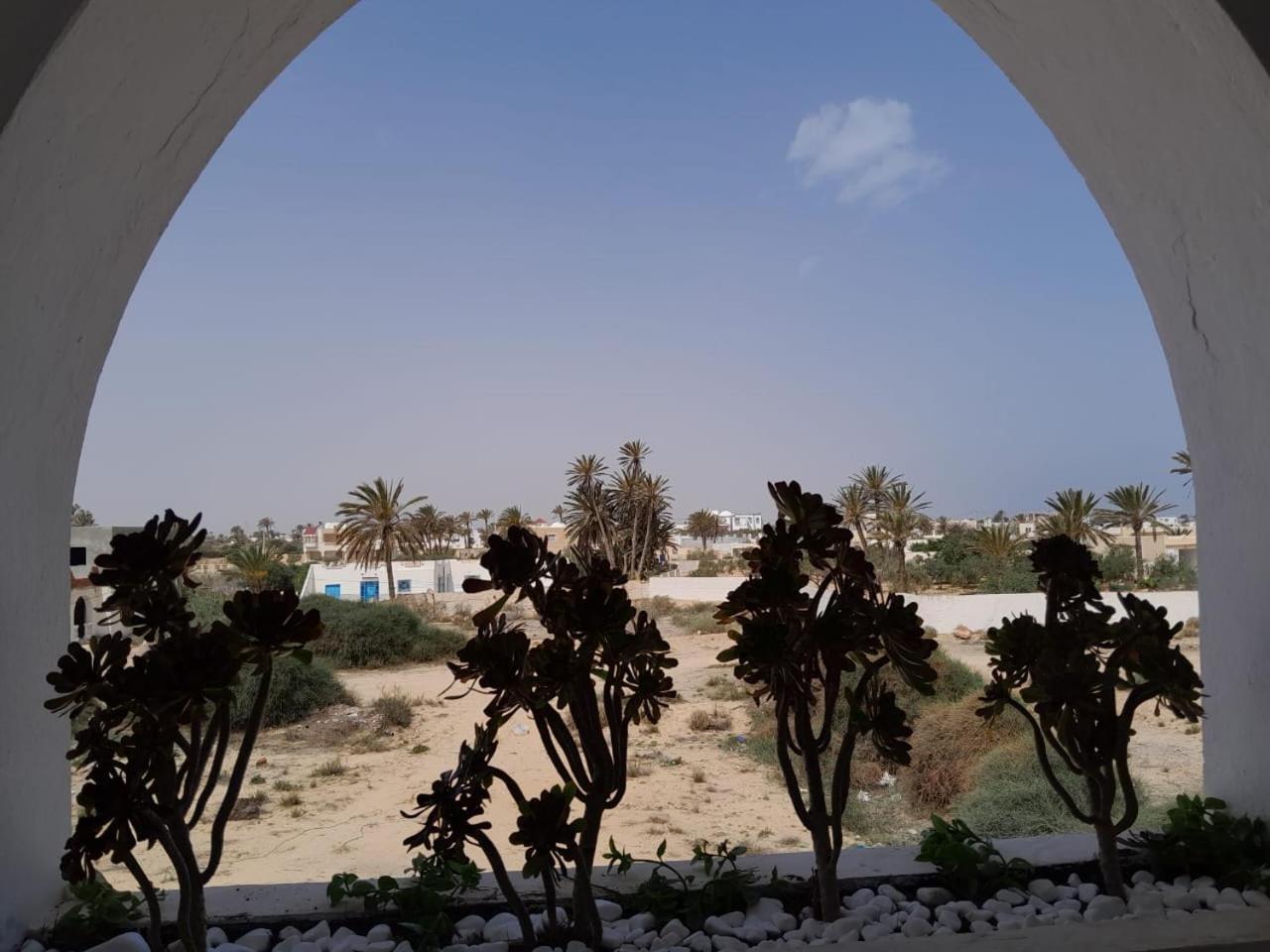 Studio Rouge Cosy A Dar Lili Djerba Mezraia Exterior photo